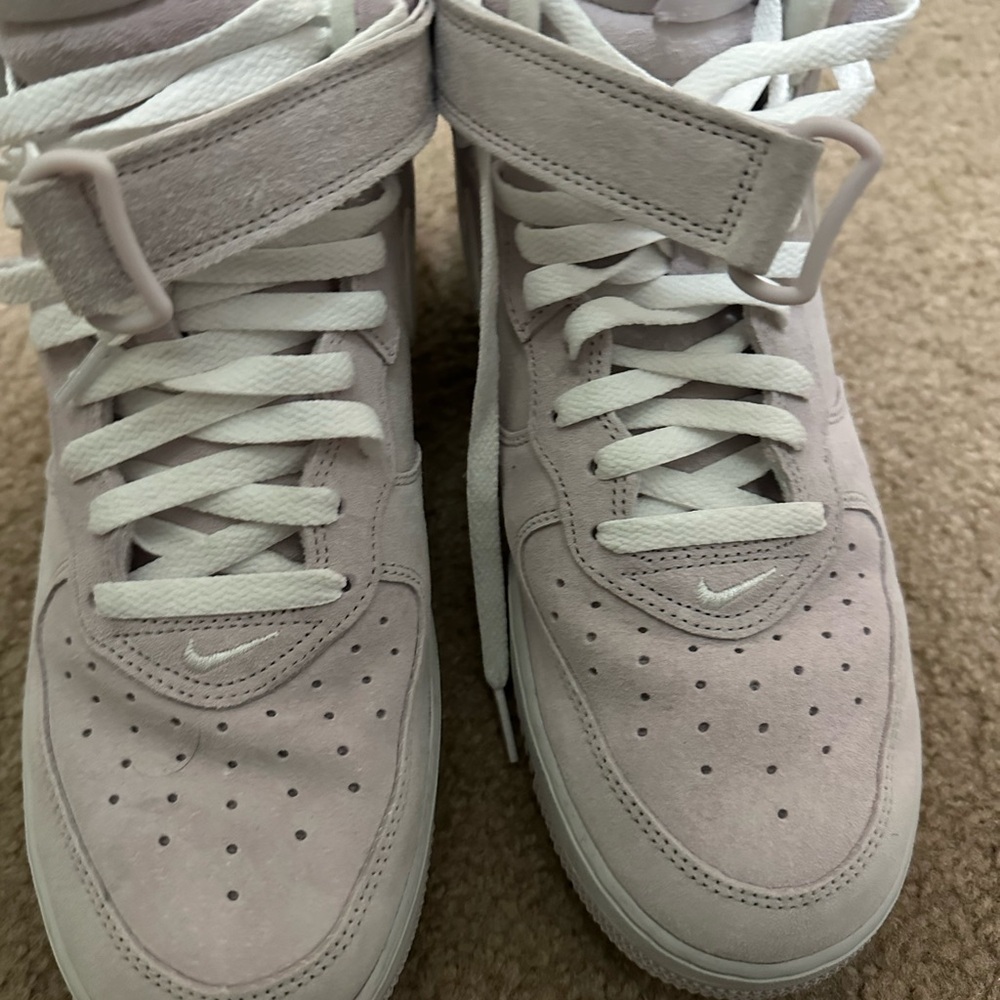 Nike High-Top Sneakers in Light Purple